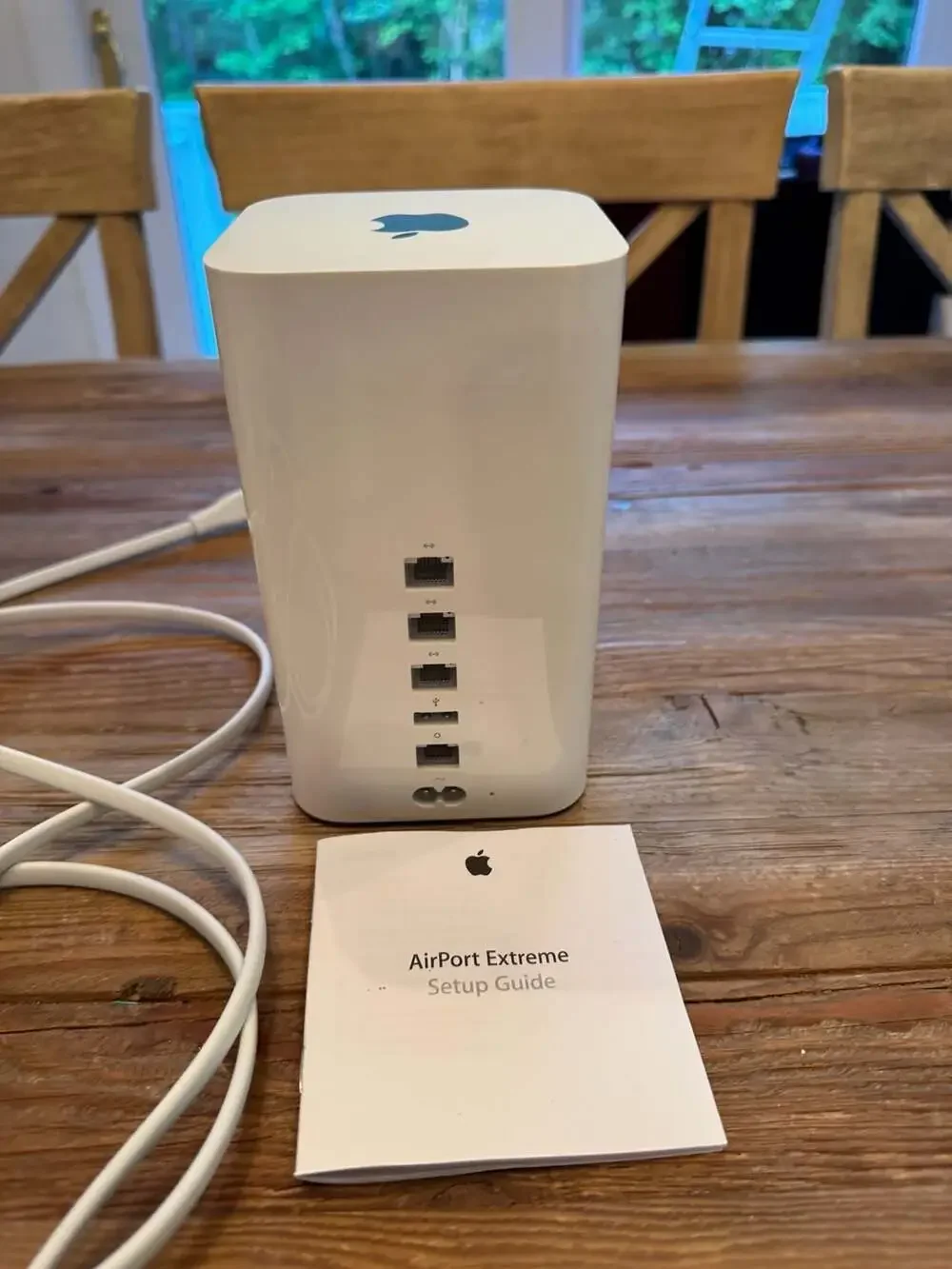 Apple AirPort Extreme 802.11ac Wi-Fi Base Station Model A1521